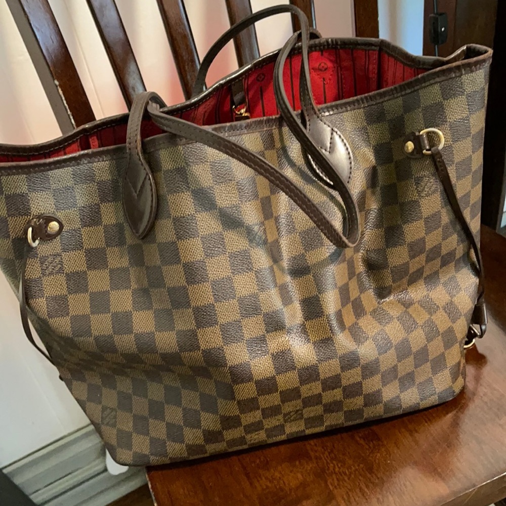 Louis Vuitton authentic